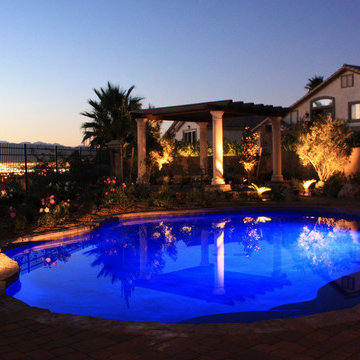 OUTDOOR LIVING
