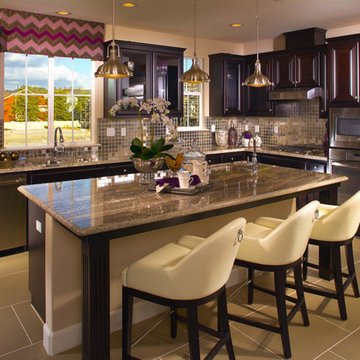 SummerHill Homes: Las Palmas (Groves) Plan 3 Kitchen