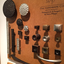 Accessories - Cabinet knobs - Pulls - Cabinet And Drawer Knobs