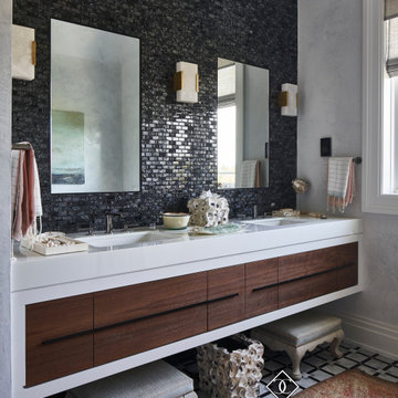 Contemporary Hamptons Bathroom vanity