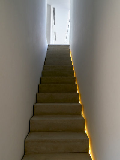 Escalera by Casastar Construcciones