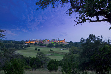 Traditional exterior home idea in Austin