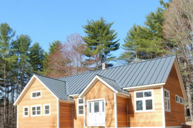 Example of a mountain style exterior home design