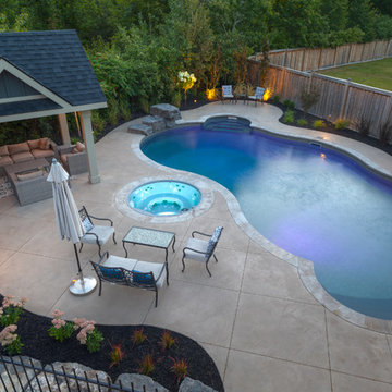 Custom Vinyl Pool, Spa & Shade Structure - Oakville