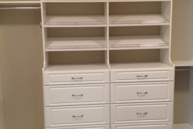 Minimalist closet photo in Seattle