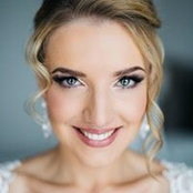 Elina Tran's photo