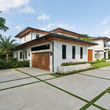 Contemporary Home - 11