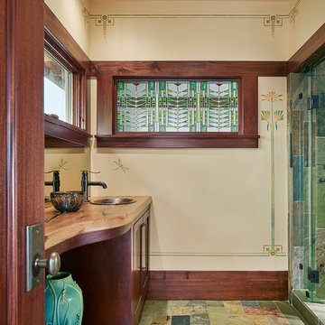 Custom Hill Country Home - Guest Bathroom
