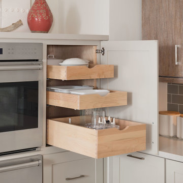 Kitchen Designed for Convenient Cooking