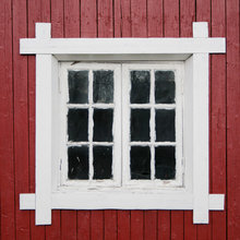 corn crib