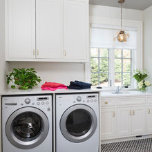NYC Laundry Room layout/look