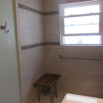 Small Bathroom remodel & tub replacement