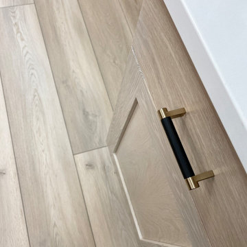 Wynnbrooke White Oak Sand and Linen White Kitchen With Gold Accents