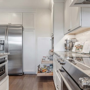 Colonial Maple Bright White Cabinets | Cabinets.com