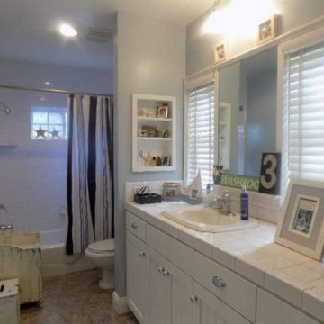 Beadboard Cottage Kid's Bath, Tarzana, CA