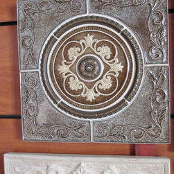 Feature Box - Tile