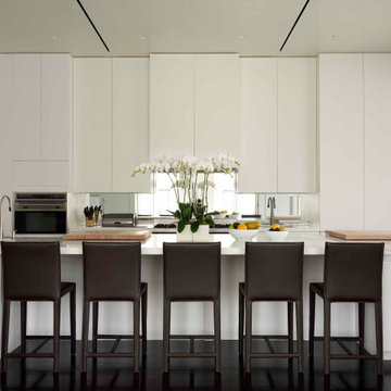 Clean lines in the kitchen