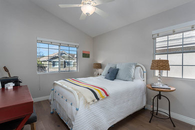 Example of a bedroom design in Los Angeles