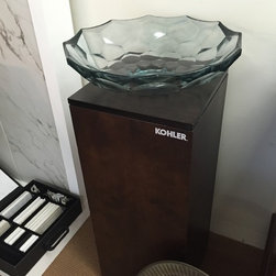 Groton, CT Showroom - Bathroom Sinks