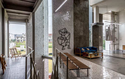 Houzz Tour: Kochi Biennale Curator's Home Speaks to Its Neighbours
