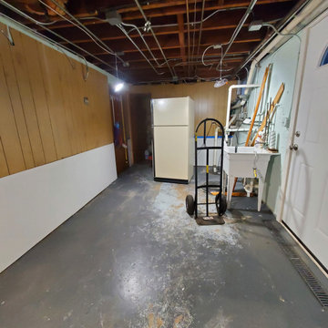TJ's Bath and Mud room