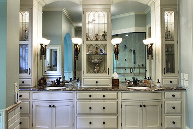 Bathroom - traditional bathroom idea in Cincinnati