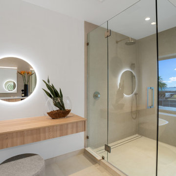 Contemporary Home - 12