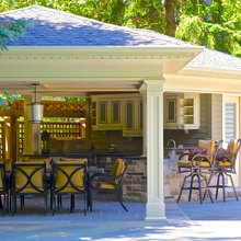Outdoor Kitchen