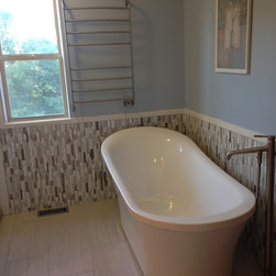 Master bath Free Standing Tub - Bathtubs