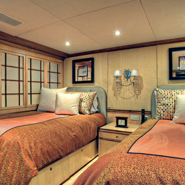 Piano Bar Yacht