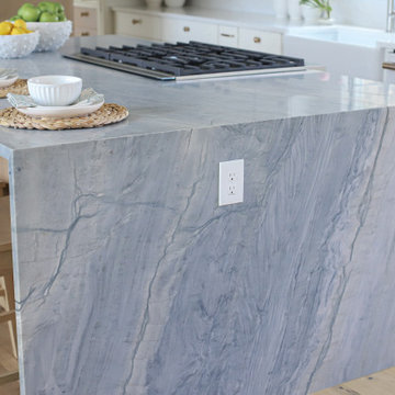Charleston Quartzite Ocean Blue 2025