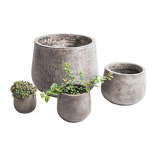 OUTDOOR DECOR