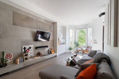Minimalist living room photo in Toronto