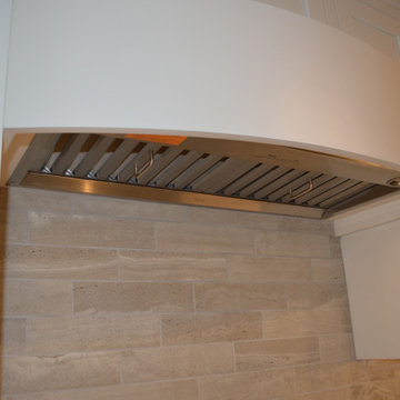 Custom curved vent hood