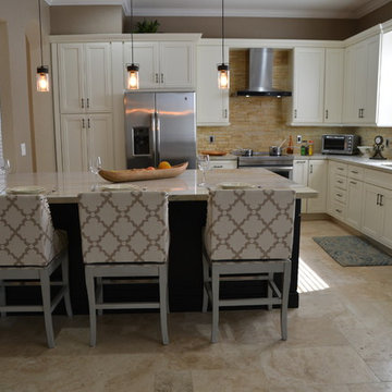 Black and White Two Toned Kitchen
