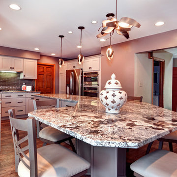 Contemporary Entertaining Kitchen