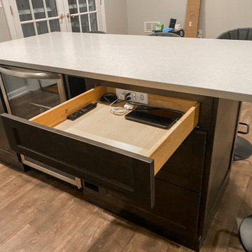 Bar In-Drawer Outlet