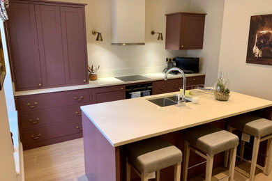 Inspiration for a traditional kitchen in London.