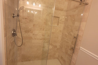 Inspiration for a mid-sized timeless 3/4 bathroom remodel in Philadelphia with a freestanding vanity