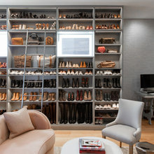 Master Bed/closet