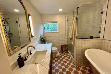 Example of an eclectic bathroom design in Denver