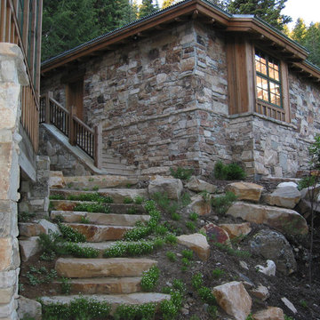 Pioneer Steps and Chief Cliff Veneer