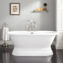 Colonial bathroom