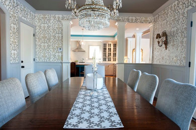 Dining room - traditional dining room idea in New York