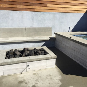 Raised spa, fire pit, seating area