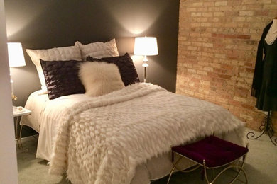 シカゴにあるコンテンポラリースタイルのおしゃれな寝室のレイアウト