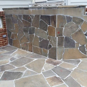 Irregular flagstone patio 0043