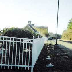 Williamsburg Train Depot - Home Fencing And Gates