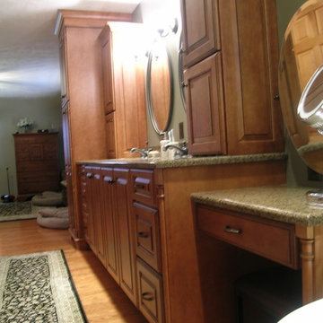 Medallion Bathroom: Brookhill Maple - Harvest Bronze