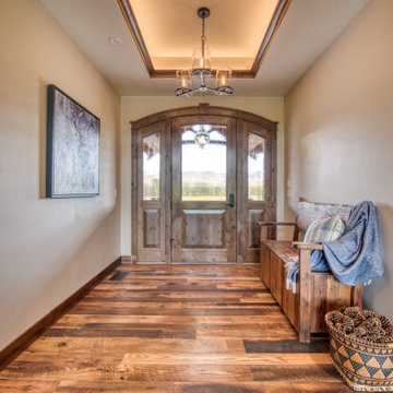 Lone Pine Lodge